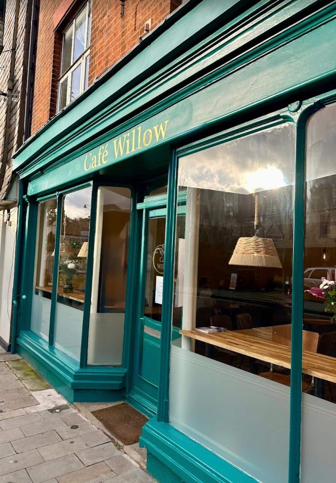 Cafe Willow